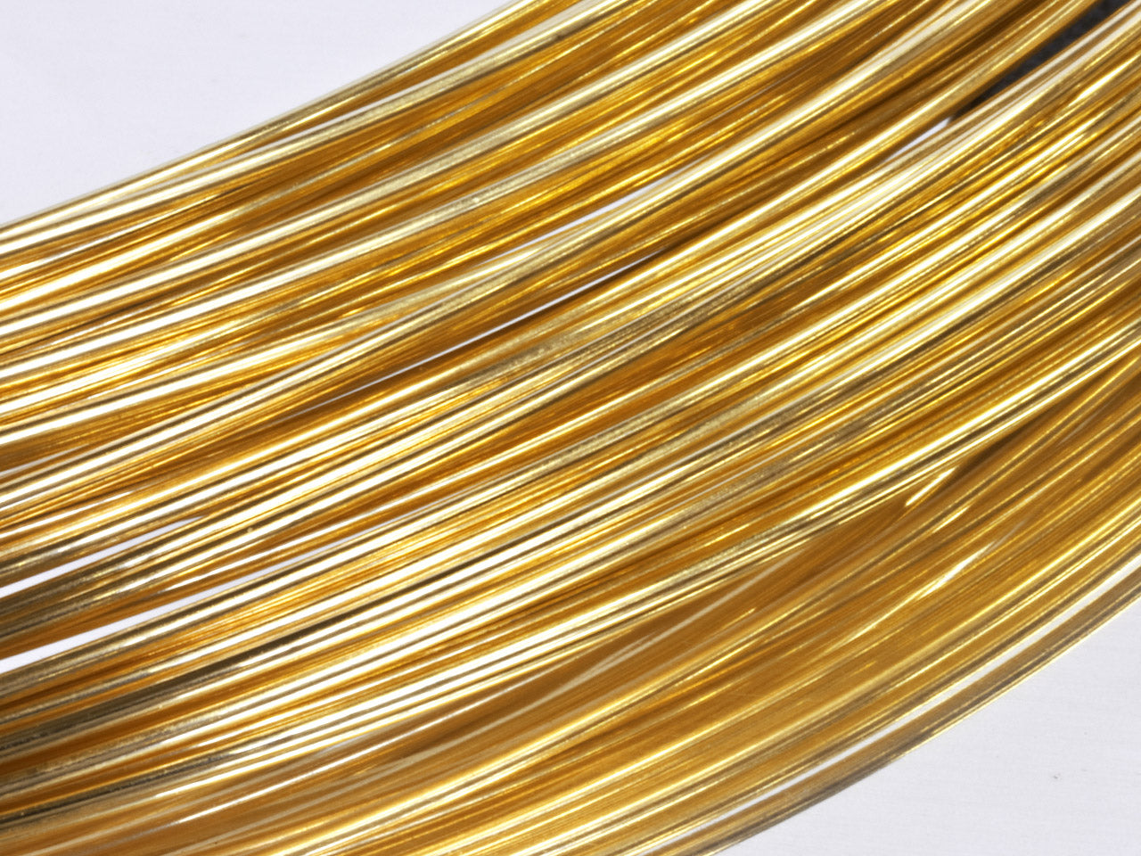 9ct Yellow Gold Round Wire