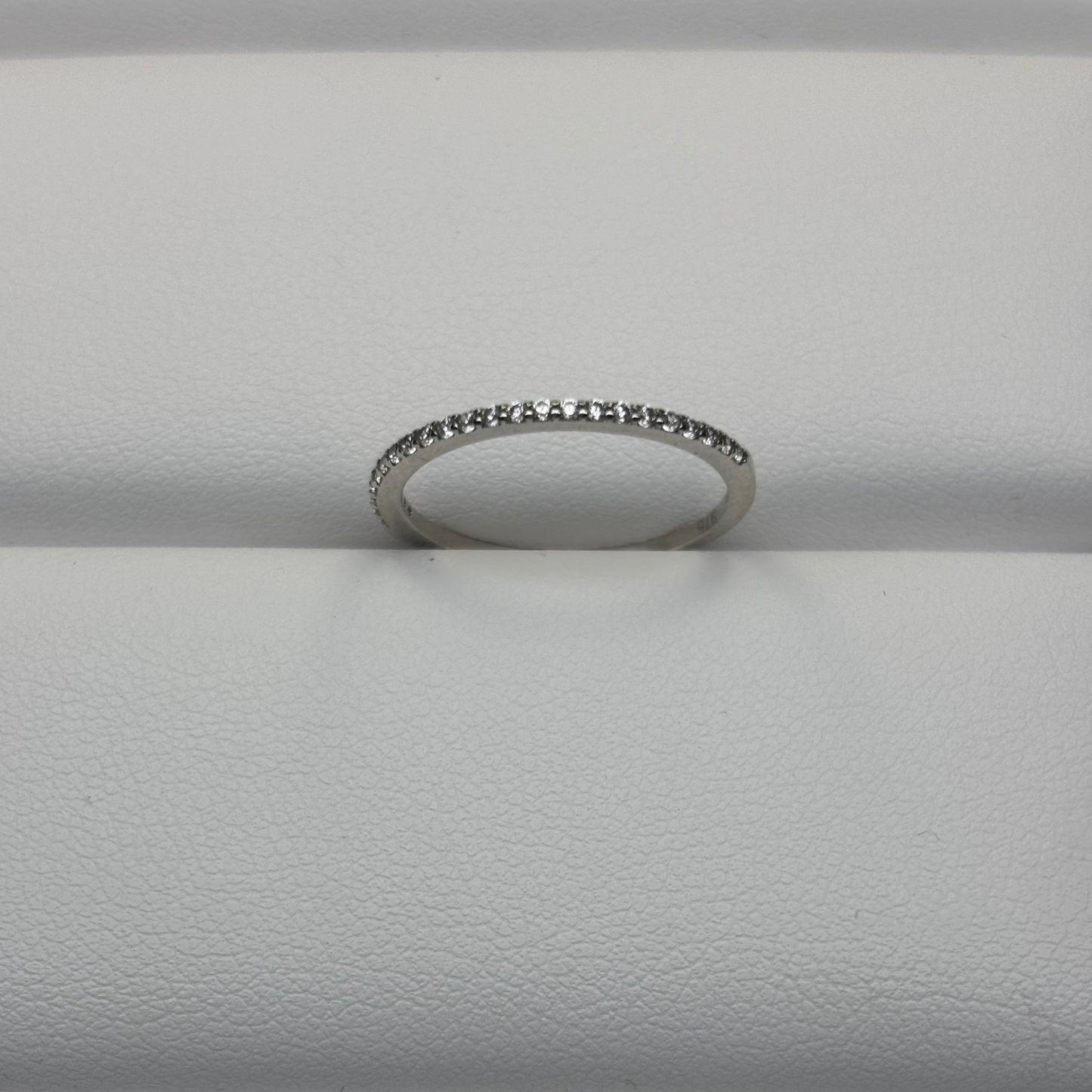 9ct White Dress Ring Div202