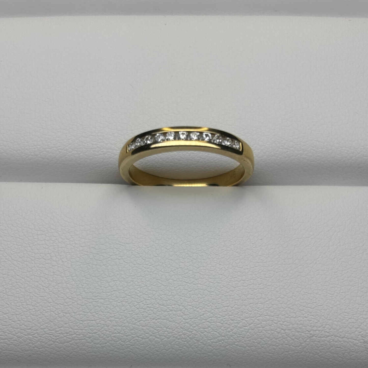 9ct Yellow Dress Ring Div314