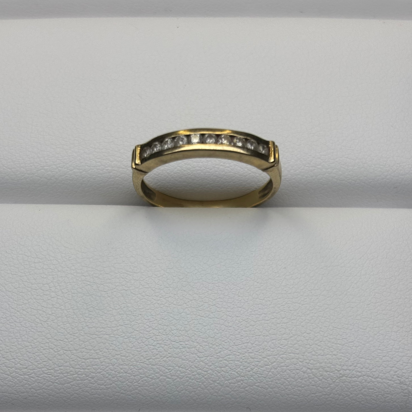 9ct Yellow Dress Ring Div315