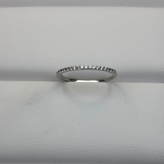 9ct White Dress Ring Div209