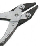 Parallel Flat Nose 120mm Serrated Jaws